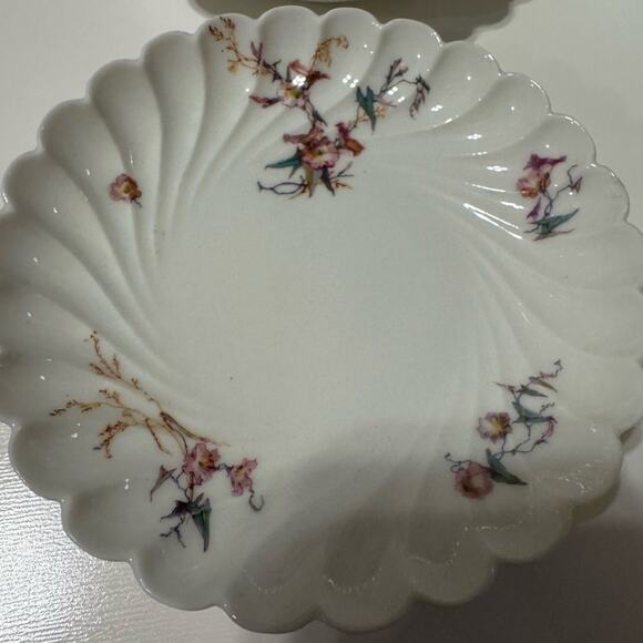 Haviland Co. Limoges 4 Scalloped Ruffled Ceramic Parisian Style Dishes 1880s - Picture 5 of 11